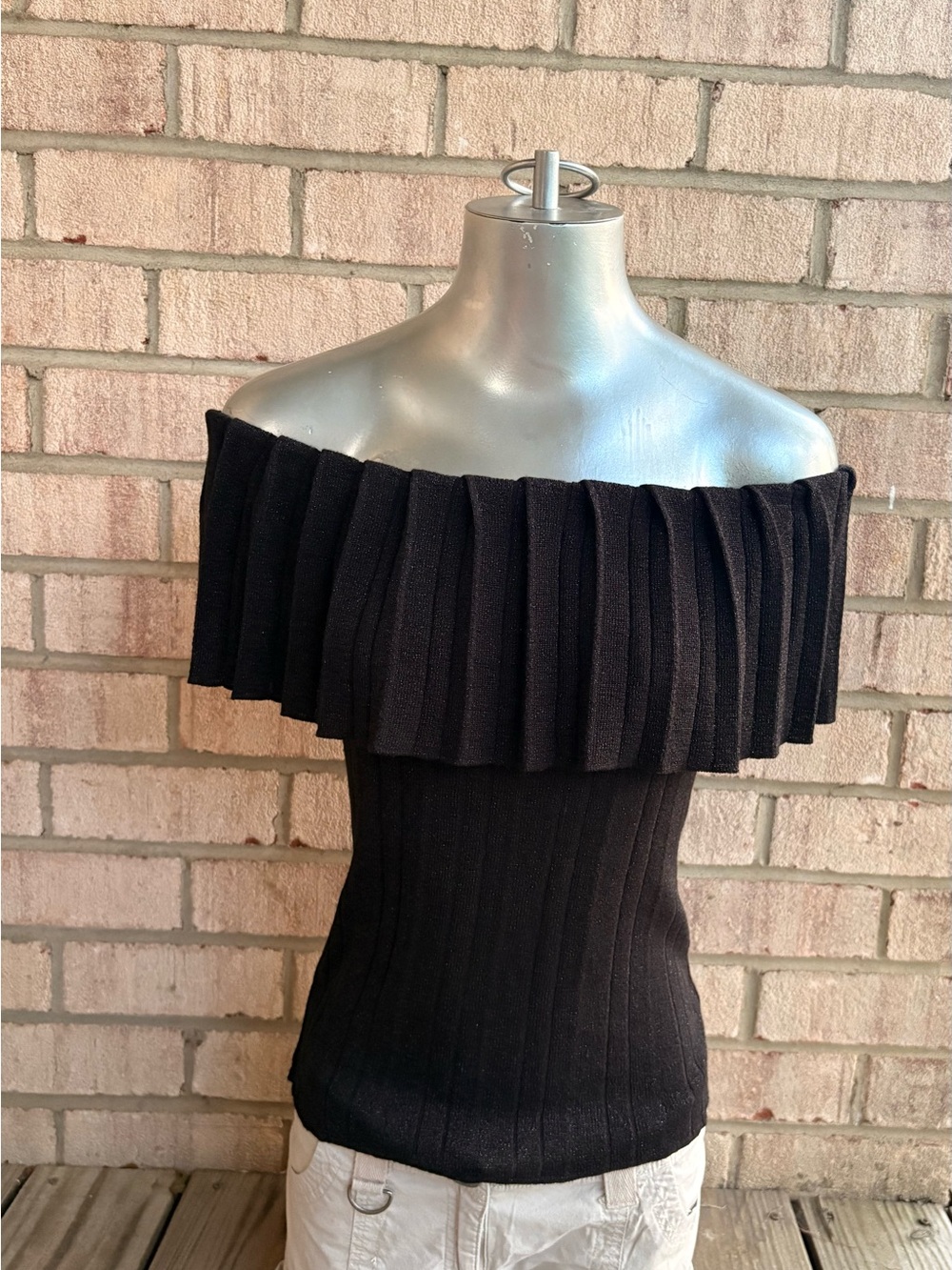 Arden.B Top Y2K off the shoulder top Size M